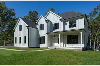 788 Main St, Hudson, MA 01749 - Photo 1