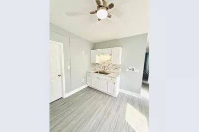 154 Marshall Street #2, Fitchburg, MA 01420 - Photo 4