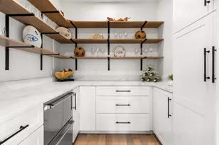 226 Atlantic St, Gloucester, MA 01930 - Photo 6