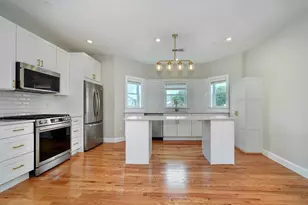 35 Somerset Ave, Winthrop, MA 02152 - Photo 6