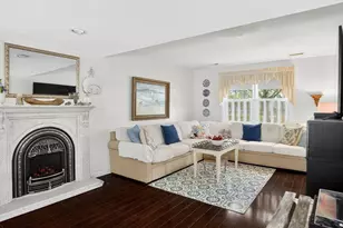 127 Clear Pond Dr, Walpole, MA 02081 - Photo 2