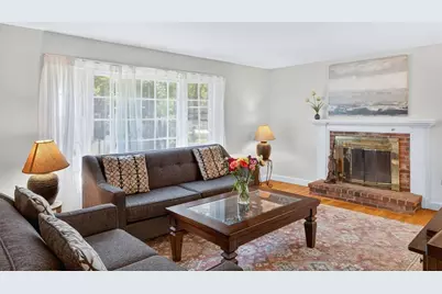 101 Longfellow Dr, Barnstable, MA 02632 - Photo 4