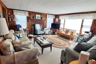 21 Manchester St, Scituate, MA 02066 - Photo 10