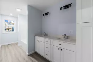 81 Hunter, Fall River, MA 02721 - Photo 8