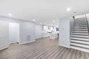 81 Hunter, Fall River, MA 02721 - Photo 2