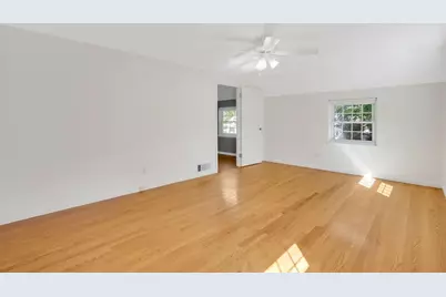 138 Abbott St, Springfield, MA 01118 - Photo 22