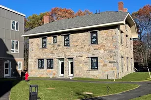 225 Middlesex Turnpike, Burlington, MA 01803 - Photo 2