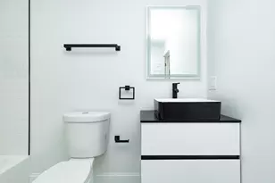 206 Highland Ave, Fitchburg, MA 01420 - Photo 12