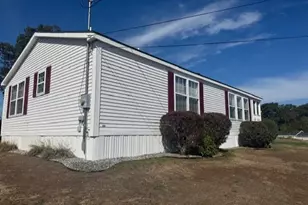8 Ians Path, Hampstead, NH 03841 - Photo 2
