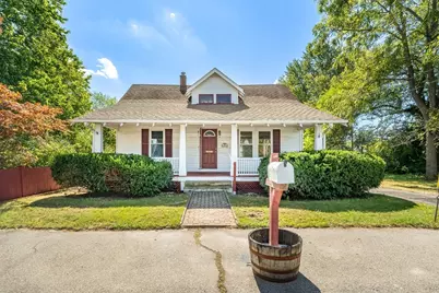 79 Central Ave, Seekonk, MA 02771 - Photo 1