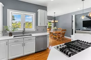 10 Dunham Pond Rd, Lakeville, MA 02347 - Photo 14