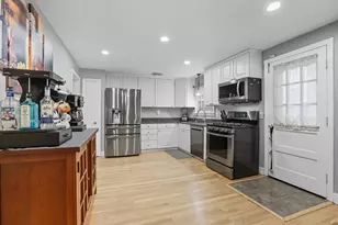8 Ryan Pl, Swampscott, MA 01907 - Photo 12