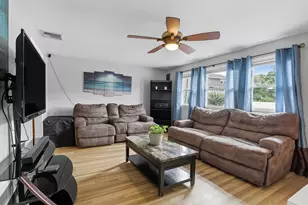 8 Ryan Pl, Swampscott, MA 01907 - Photo 6