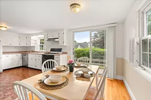 100 Village St, Marblehead, MA 01945 - Photo 10