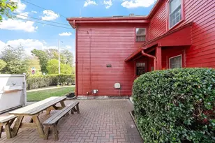 156 Hale St, Beverly, MA 01915 - Photo 36