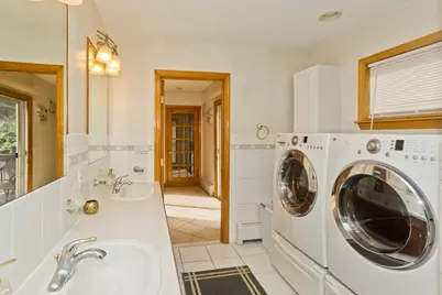 65 Verdugo St, West Springfield, MA 01089 - Photo 16