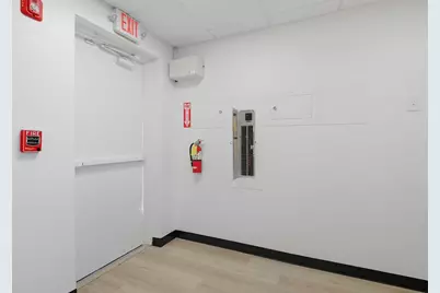 52 East St, Ludlow, MA 01056 - Photo 12