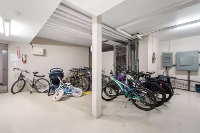 6 Juniper St #16, Brookline, MA 02445 - Photo 12