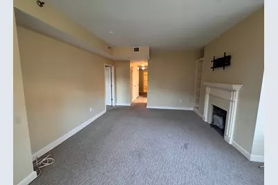 636 Beacon St #404, Boston, MA 02215 - Photo 6