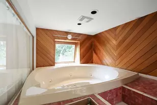 566 Shore Rd, Bourne, MA 02559 - Photo 16