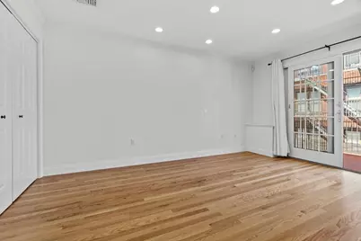 11 Wiget St #11-4, Boston, MA 02113 - Photo 16