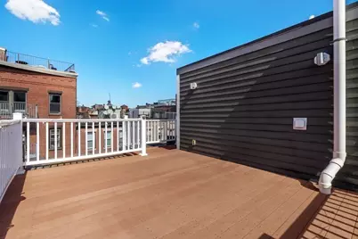 11 Wiget St #11-4, Boston, MA 02113 - Photo 26