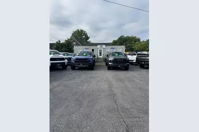 639 Rogers St, Lowell, MA 01852 - Photo 12