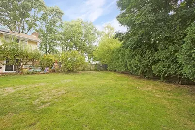 32 Howard St #32, Watertown, MA 02472 - Photo 12