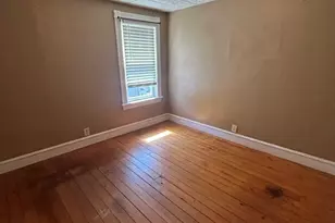 33-35 Malvey St, Fall River, MA 02720 - Photo 8