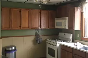 33-35 Malvey St, Fall River, MA 02720 - Photo 4