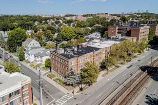 2021 Commonwealth Ave, Boston, MA 02135 - Photo 2