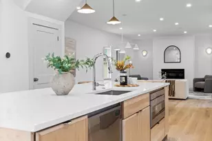 25 Avon St, Somerville, MA 02143 - Photo 6