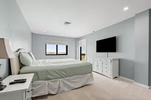 90 Quincy Shore Dr, Quincy, MA 02171 - Photo 12