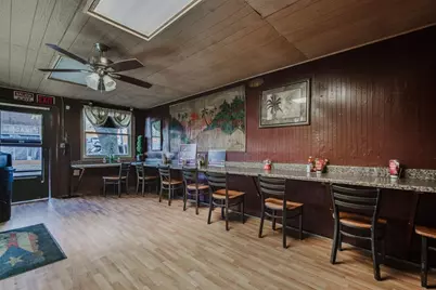 389 Main St, Holyoke, MA 01040 - Photo 6