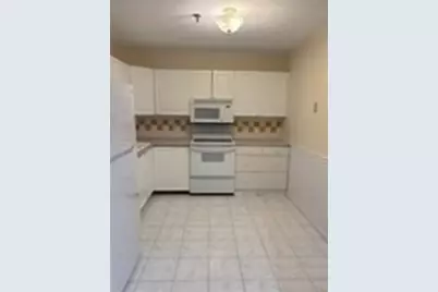 3920 Mystic Valley Pkwy #115, Medford, MA 02155 - Photo 8