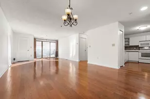 3920 Mystic Valley Pkwy, Medford, MA 02155 - Photo 6