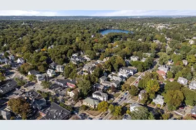 1629 Centre St, Newton, MA 02461 - Photo 16