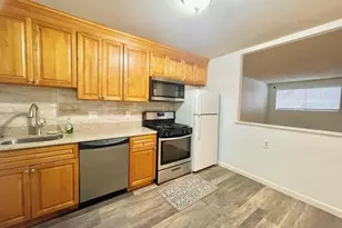 195 Independence Ave, Quincy, MA 02169 - Photo 6