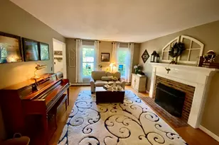 217 Brookway Dr, Northbridge, MA 01534 - Photo 6