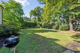 1801 Beacon St, Newton, MA 02468 - Photo 34