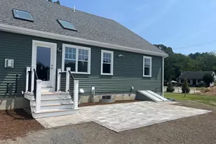 2B Oak St, Norton, MA 02766 - Photo 4