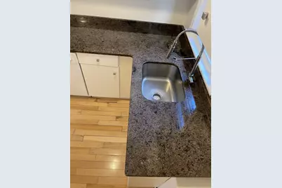 20 Boylston St #4, Lowell, MA 01852 - Photo 2