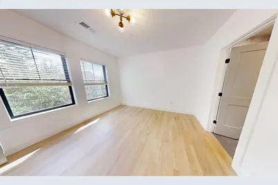 52 Withington St #7, Boston, MA 02124 - Photo 6