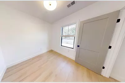 52 Withington St #7, Boston, MA 02124 - Photo 4