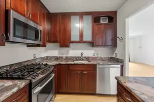 99 Pond Ave, Brookline, MA 02445 - Photo 2
