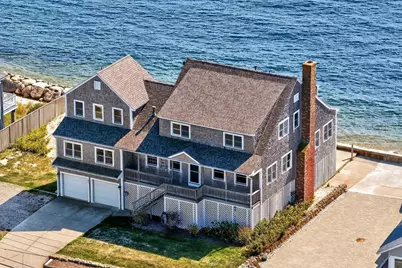 61 Menauhant Rd, Falmouth, MA 02536 - Photo 2