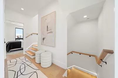 136 W 8th St #4, Boston, MA 02127 - Photo 14