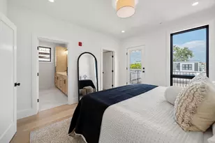 136 W 8th St, Boston, MA 02127 - Photo 16