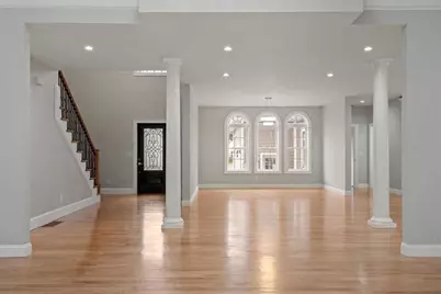 241 Lake Ave, Worcester, MA 01604 - Photo 8