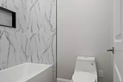 241 Lake Ave, Worcester, MA 01604 - Photo 34